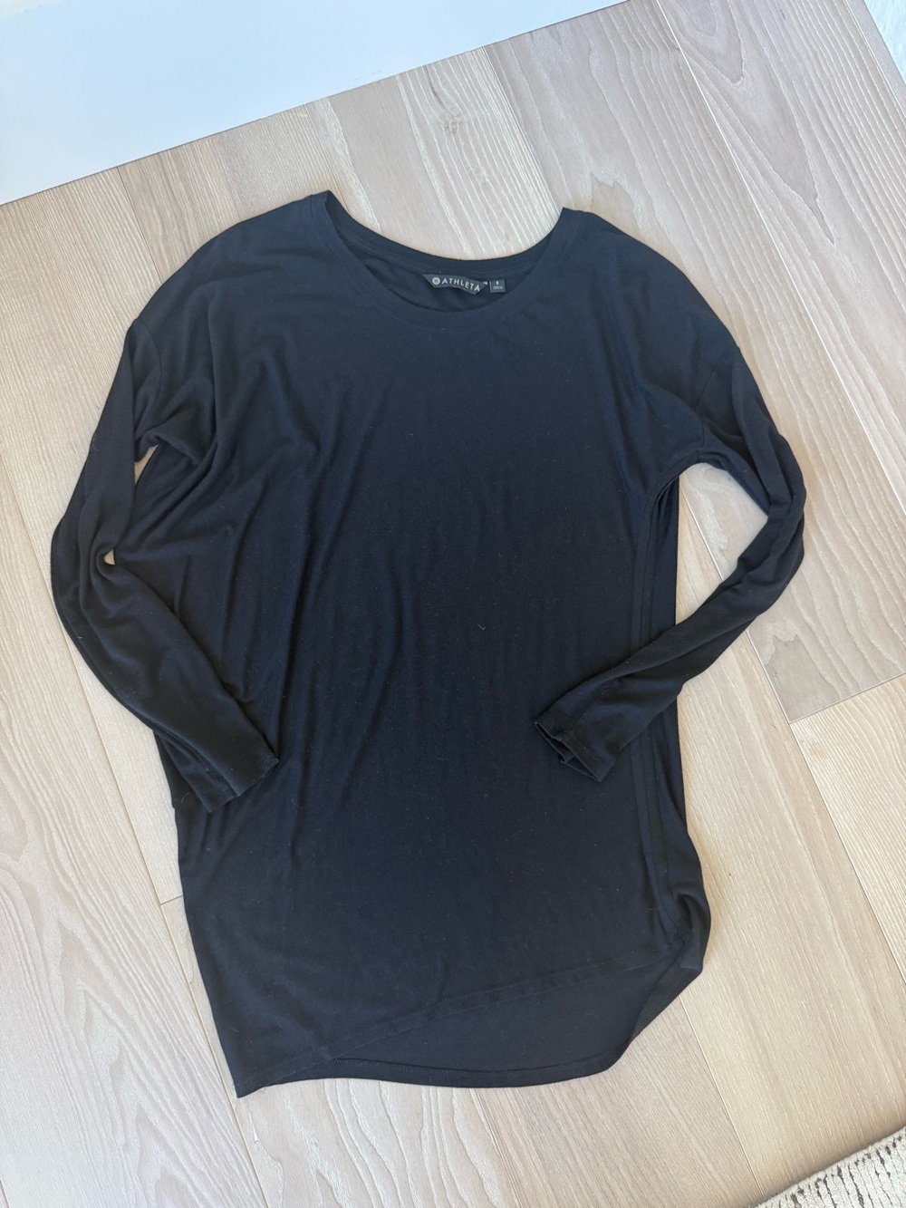 Athleta Black asymmetrical Long Sleeve Shirt size small